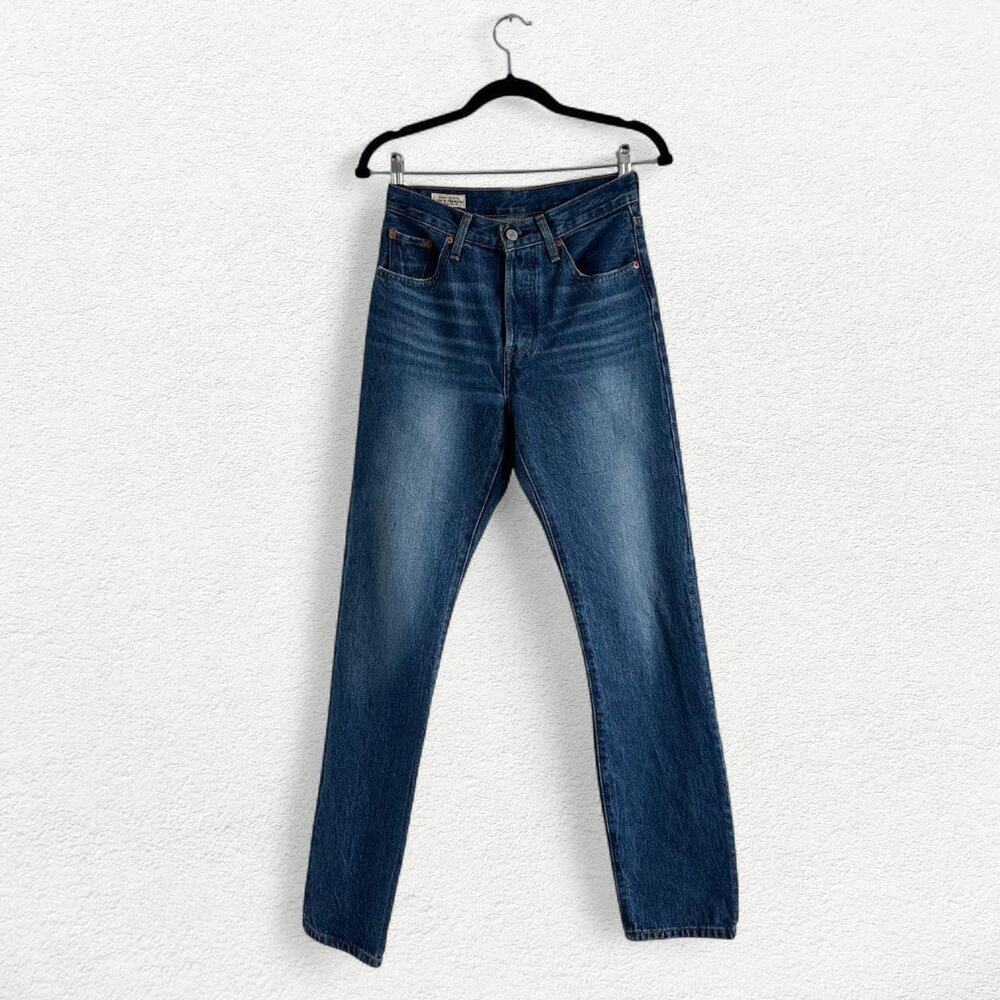 Levi’s Premium Quality Clothing 501’s Original Fit Jeans in Blue